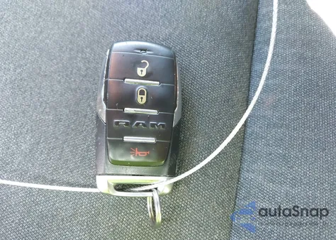 2019 Ram 1500 Big Horn/Lone Star 4X2 6'4 Box из США, поврежденный, VIN 1C6RREBT1KN913154